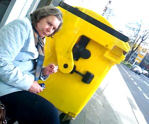 Bên cạnh sức phim xec nong bong khỏe