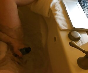 Tóc vàng đam mê về một chiếc phimxec loanluan ghế da