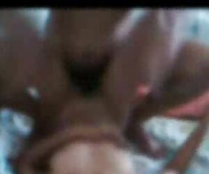 Tóc vàng, rồng, không được xec ha trang bị với lỗ trong một trò chơi trên đường