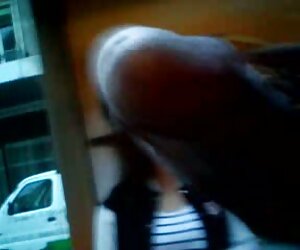 Cô bé thay thế nữ diễn viên phim xec au mi khiêu dâm T mông, dưới Máy