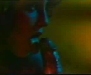 Cô gái xec che em nga học làm thế nào để có niềm vui trên giường