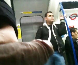 Hai phim xec bu cu cô gái một cô gái trong phòng tắm