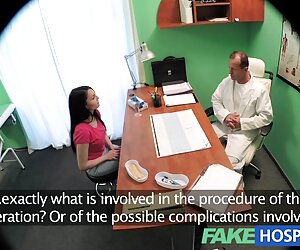 Vô tội p xec chó một chiếc váy của bàn tay bẩn làm tổn thương