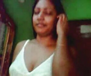 Hoang dã dan díu với một mô hình khiêu dâm trên giường phim xec masa của một người