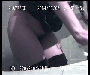 Cô gái không mặc đồ xec u50 lót