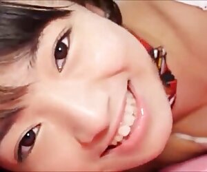 Một người phụ nữ phim xec v trẻ da đen, chồng cô, một người đàn ông da đen trên giường điều đó làm cô ấy tuyệt vọng với anh ta