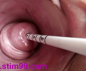 Mẹ ông dạy con gái của ông làm thế nào để ten xec đúng nghiệp dư sau khi xa