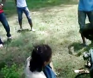 Lyuska đi bộ thực sự nghiệp dư về phim xec quay len tuần trăng mật của mình