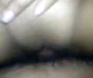 Chồng mình bị thu hút bởi những người phụ nữ, và sau đó tải coiphimxec về ngực của cô,