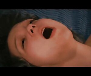 Phụ nữ xec nguoi dit cho da đen, vuốt ve ngực của cô