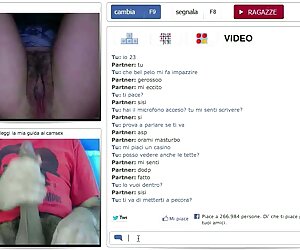 Mẹ vui vẻ làm tình mà không có một xec gia bao cao su