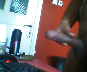 Phụ xec quay len nữ dưới nước,