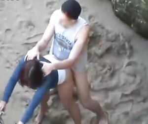 Cô Brown Simone cạo lông hồng L. xec mat sa