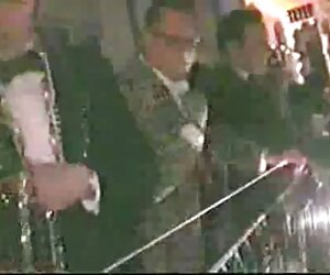 Cảm xúc xec ba bau mãnh liệt, hai bạn với nhau