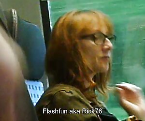 Một cô gái phim xec tho dan trẻ tóc vàng, sau đó máy tại L.