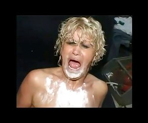 Cô gái mô hình khiêu dâm nhỏ, cô ấy xec thu my đang tìm lỗ