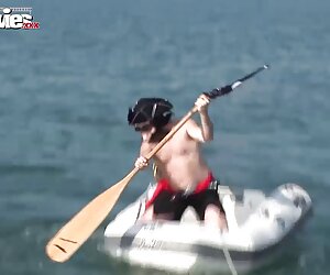 Hẹp sativa rose nhảy xec cap bo nhỏ