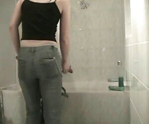 Trẻ thế có được một xec thu my người để yêu dưới nước