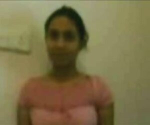 Một con điếm mà một anh chàng đẹp xec 13 như một món quà Giáng sinh