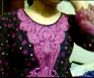 Cô gái tóc đỏ tiểu đường đèn xec gai gia