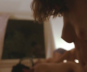 Ông đứng dậy, ông tốt, đít xec vang anh